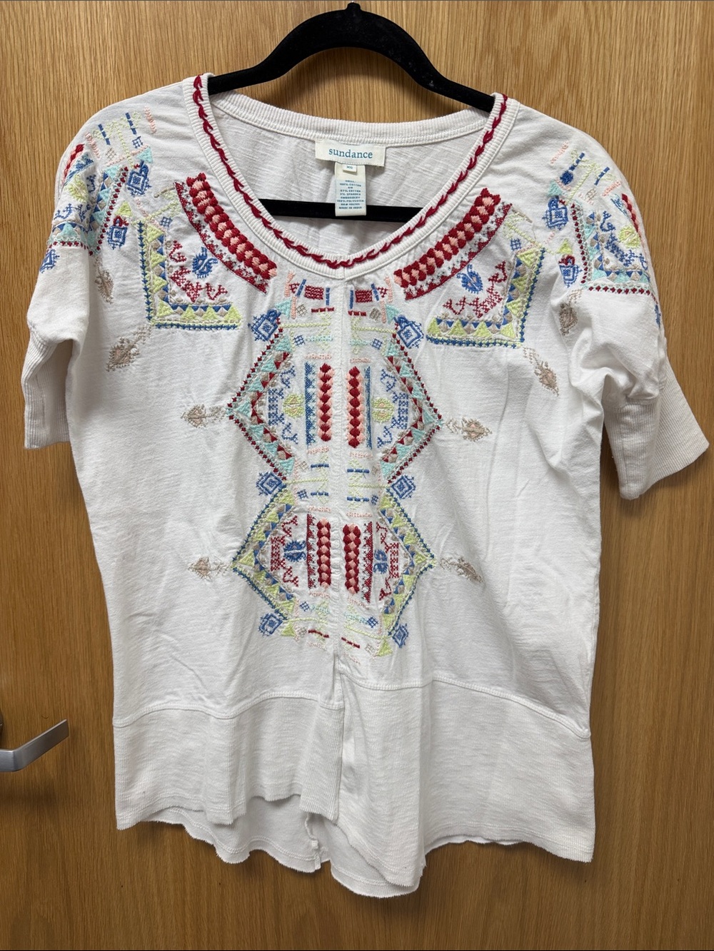 Sundance White Embroidered Short-Sleeve Tunic with Multicolor Folk Stitching